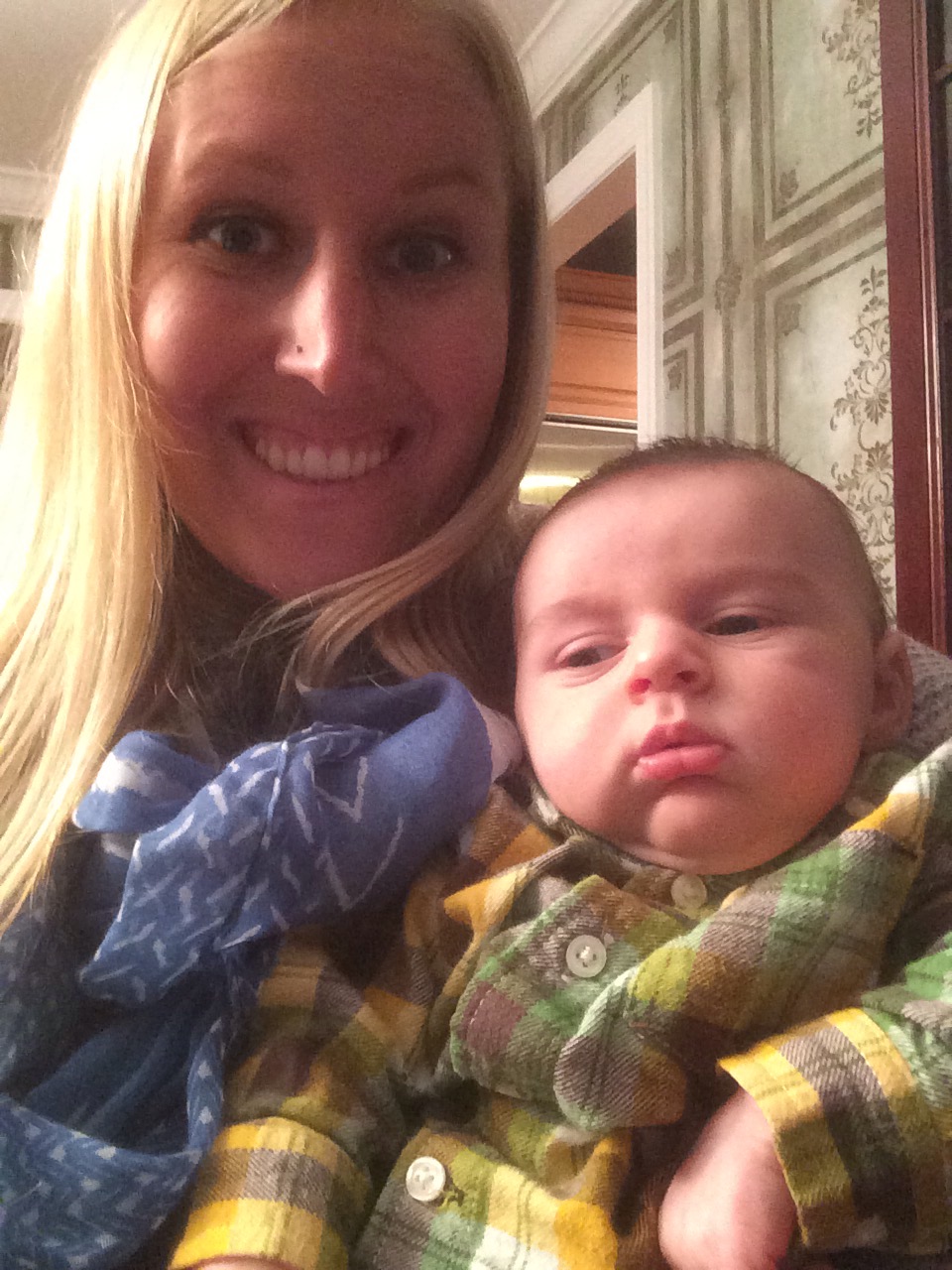 Aunt Kelly came over to play!